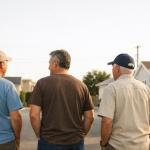 Surah An Nisa 4:36 teaches that true worship includes kindness to parents, relatives, neighbors, and strangers, guiding us to live with humility and care.